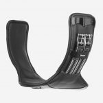 Arika Contoured Short Stud Girth Black