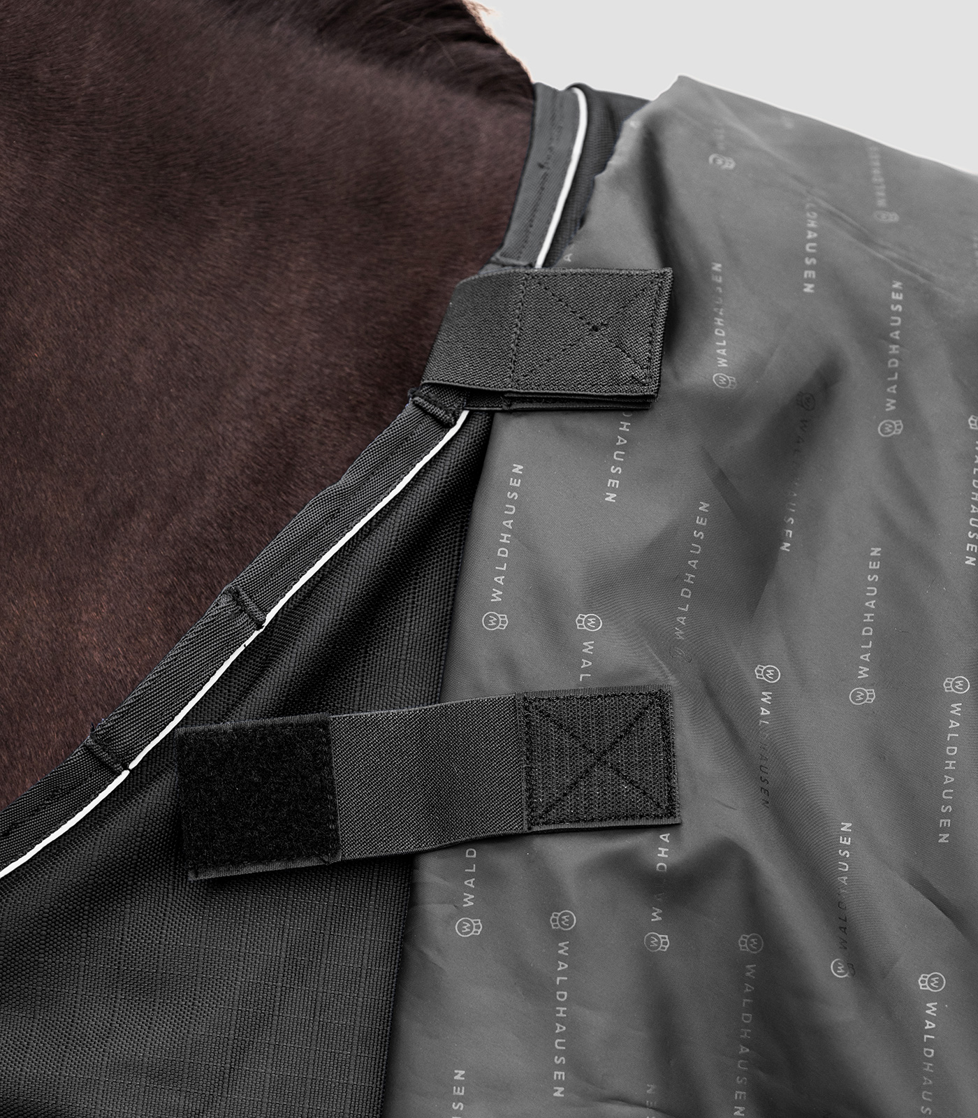 Manta para exterior SCANDIC, 300 g negro - Imagen 3