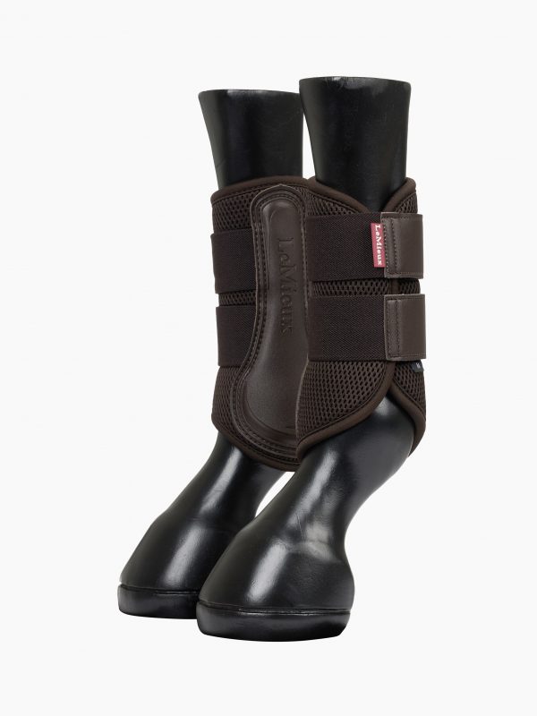 Mesh Brushing Boot Brown