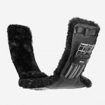 Arika Simuwool Contoured Short Stud Girth Black